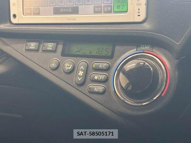 Toyota AQUA 2013-04 6813673-7