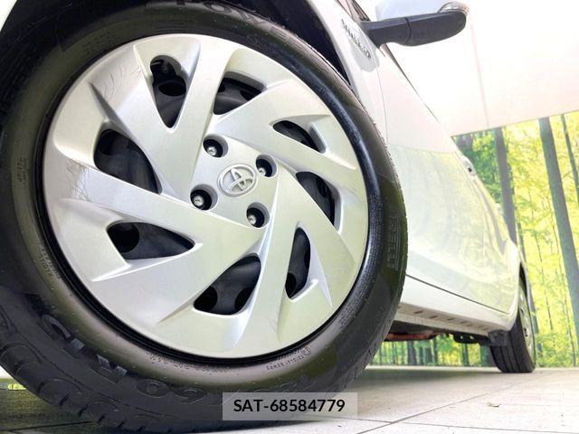 Toyota AQUA 2017-11 6813665-12