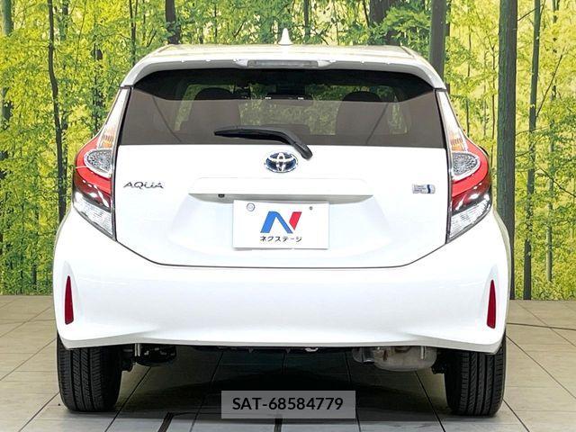 Toyota AQUA 2017-11 6813665-14