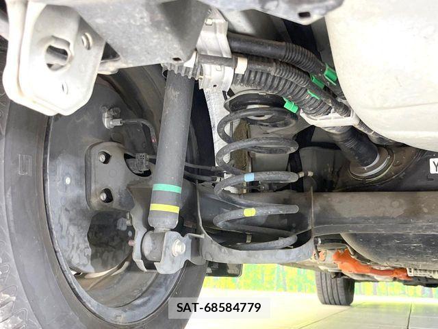 Toyota AQUA 2017-11 6813665-19