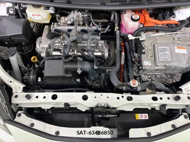 Toyota AQUA 2020-04 6813667-17