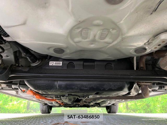 Toyota AQUA 2020-04 6813667-18