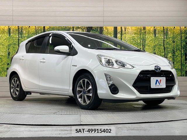Toyota AQUA 2017-06 6813666-15