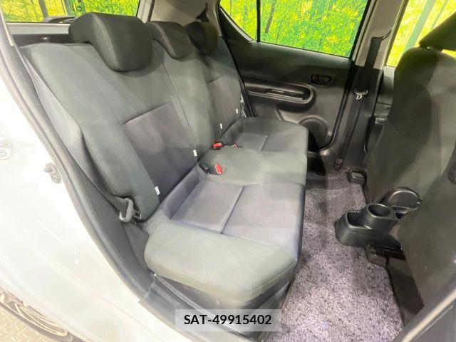 Toyota AQUA 2017-06 6813666-8