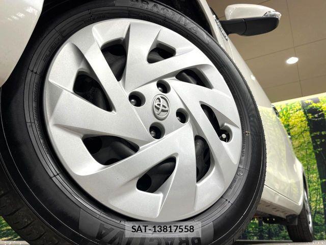 Toyota AQUA 2019-06 6813656-12