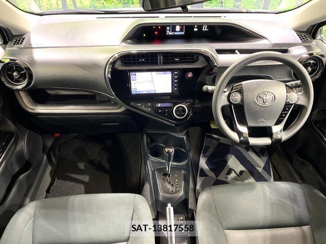 Toyota AQUA 2019-06 6813656-1