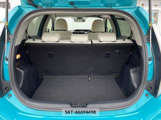 Toyota AQUA 2017-07 6813661-9