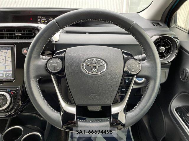 Toyota AQUA 2017-07 6813661-10