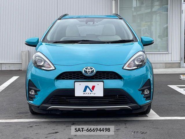 Toyota AQUA 2017-07 6813661-13