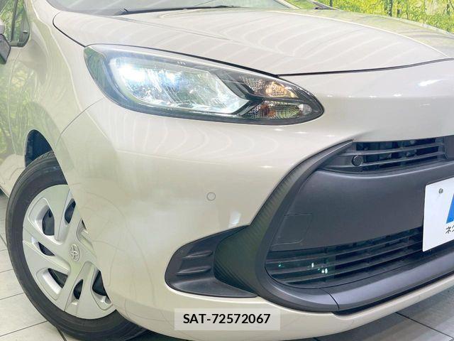 Toyota AQUA 2022-03 6813650-11