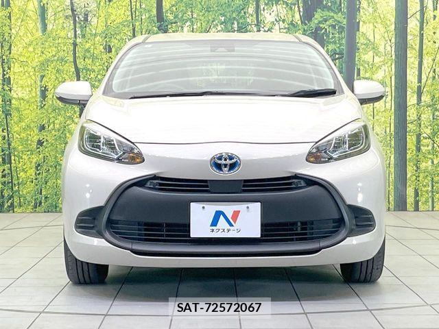 Toyota AQUA 2022-03 6813650-13
