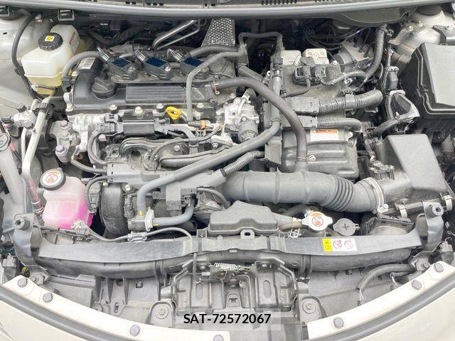 Toyota AQUA 2022-03 6813650-17
