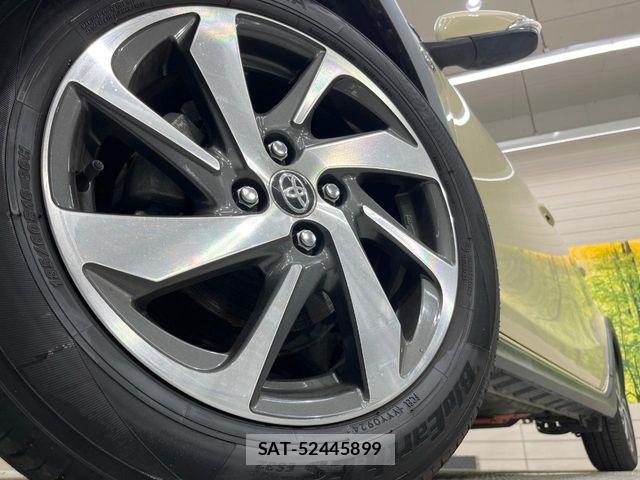 Toyota AQUA 2019-04 6813655-12
