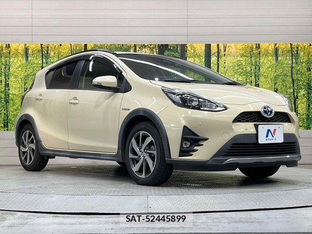 Toyota AQUA 2019-04 6813655-15