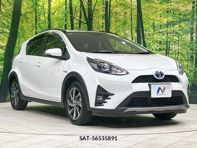 Toyota AQUA 2017-12 6813658-15