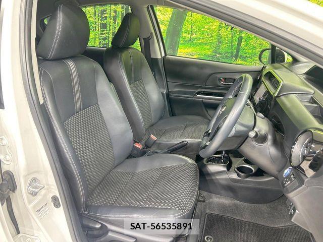 Toyota AQUA 2017-12 6813658-7