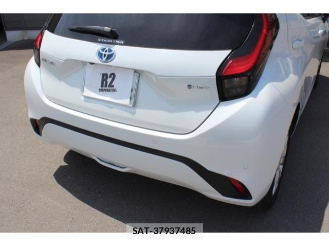Toyota AQUA 2024-05 6813643-11