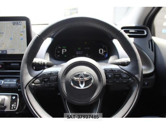Toyota AQUA 2024-05 6813643-29