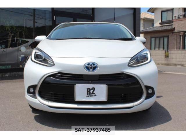 Toyota AQUA 2024-05 6813643-4
