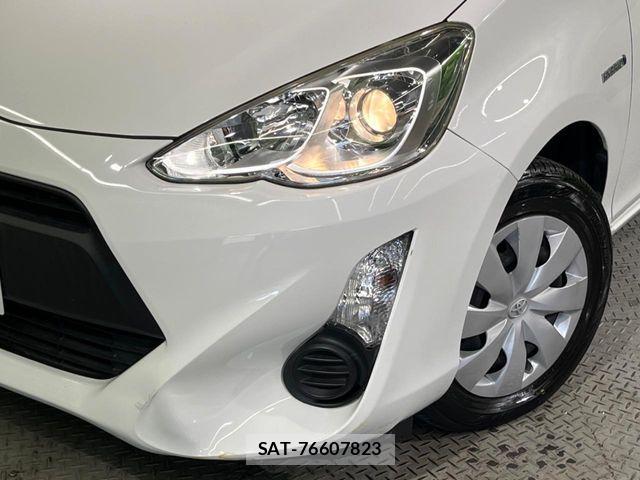 Toyota AQUA 2016-12 6813676-10