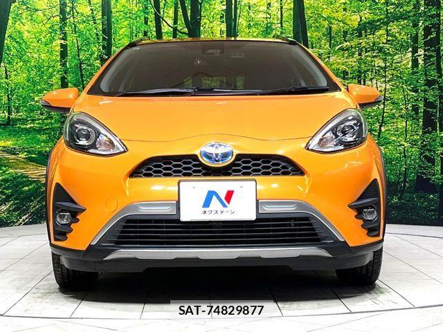Toyota AQUA 2017-07 6813669-13