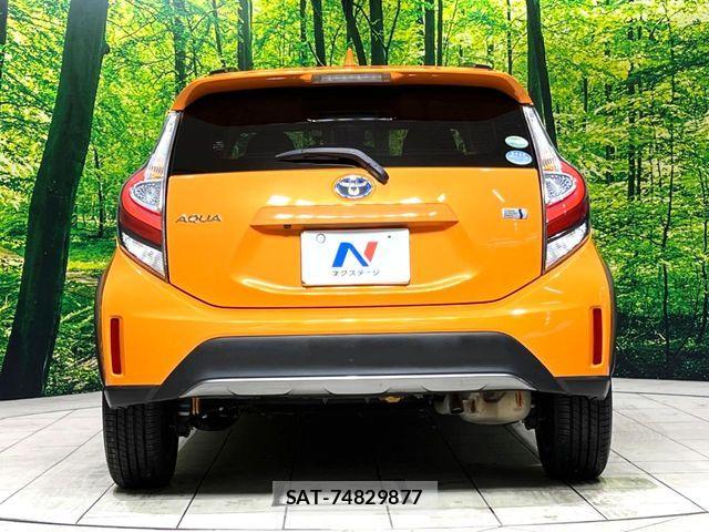 Toyota AQUA 2017-07 6813669-14