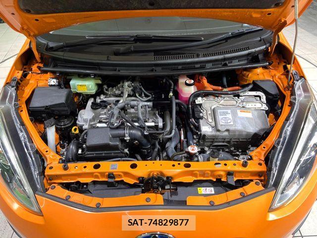 Toyota AQUA 2017-07 6813669-17