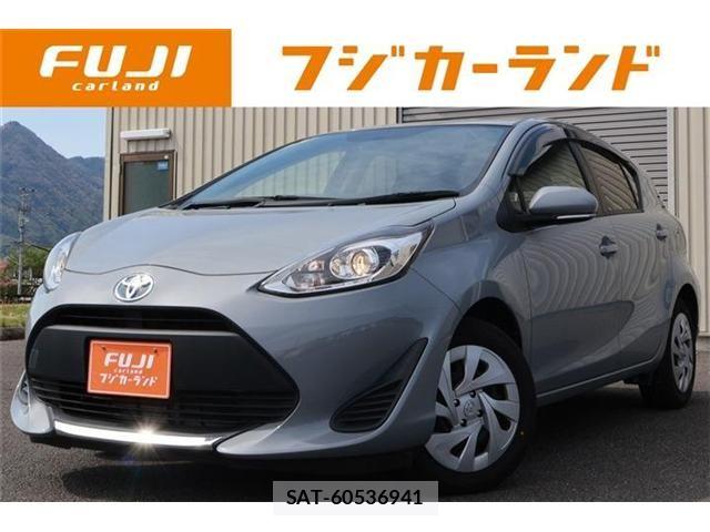 Toyota AQUA 2021-03 6813654-0
