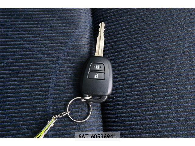 Toyota AQUA 2021-03 6813654-19