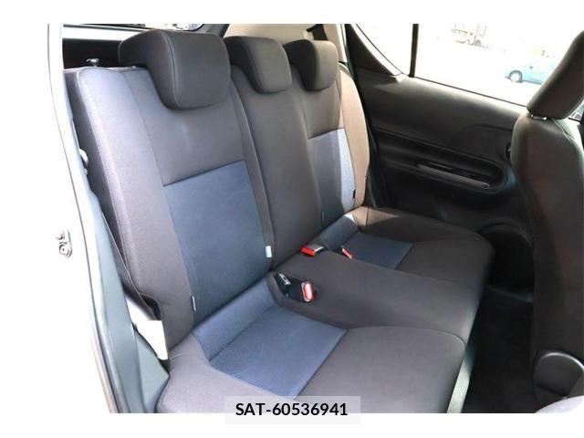 Toyota AQUA 2021-03 6813654-8