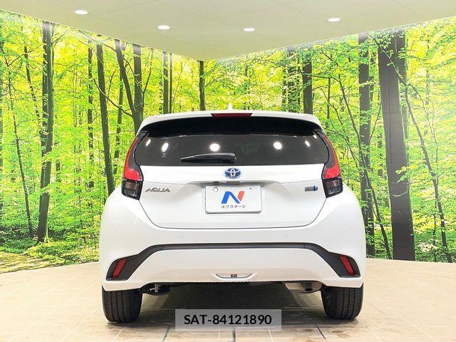 Toyota AQUA 2021-07 6813645-14
