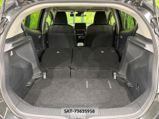Toyota AQUA 2022-11 6813649-9