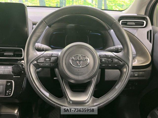 Toyota AQUA 2022-11 6813649-10