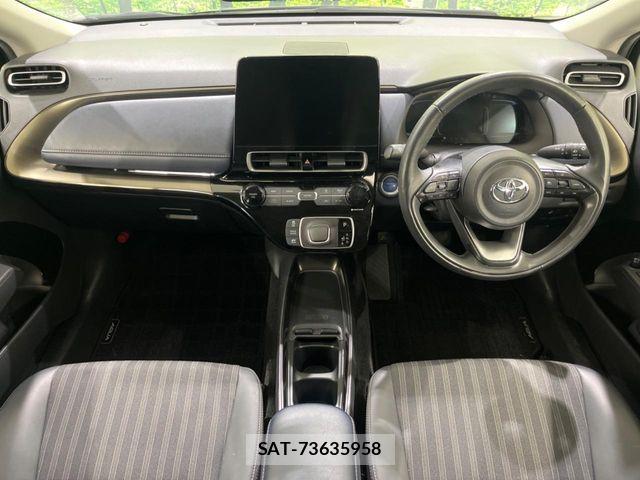 Toyota AQUA 2022-11 6813649-1