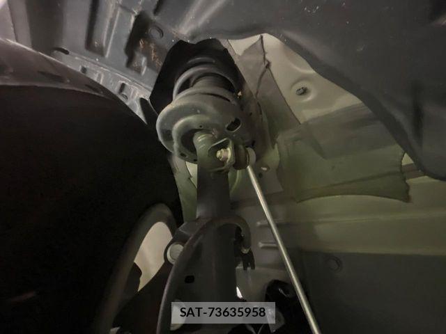 Toyota AQUA 2022-11 6813649-19