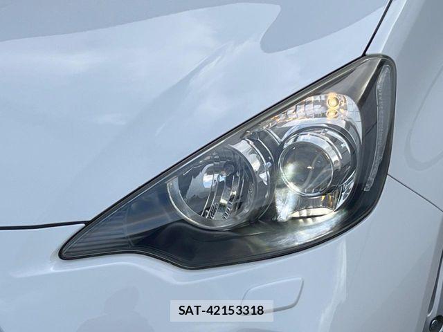 Toyota AQUA 2012-06 6813708-11