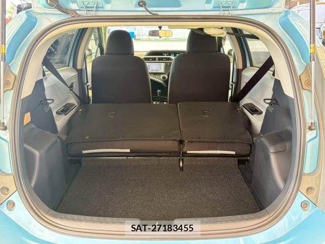 Toyota AQUA 2012-08 6813682-10