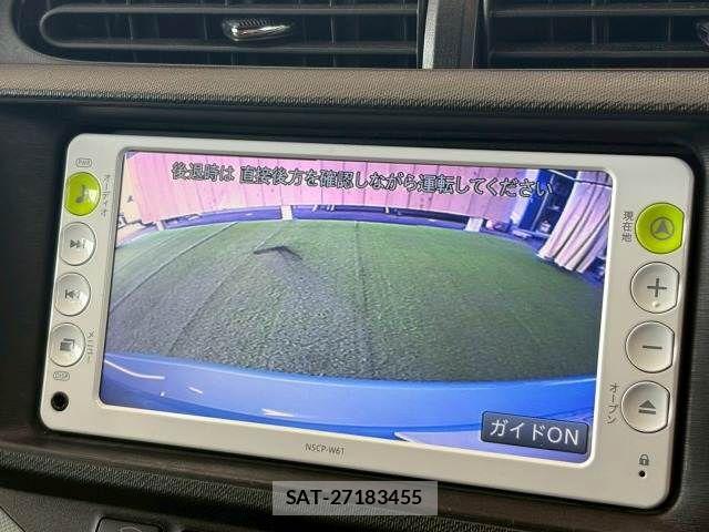 Toyota AQUA 2012-08 6813682-3