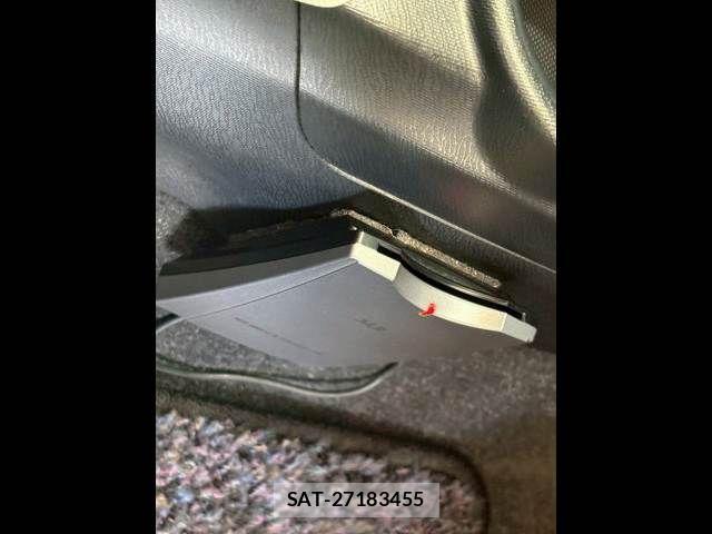 Toyota AQUA 2012-08 6813682-4