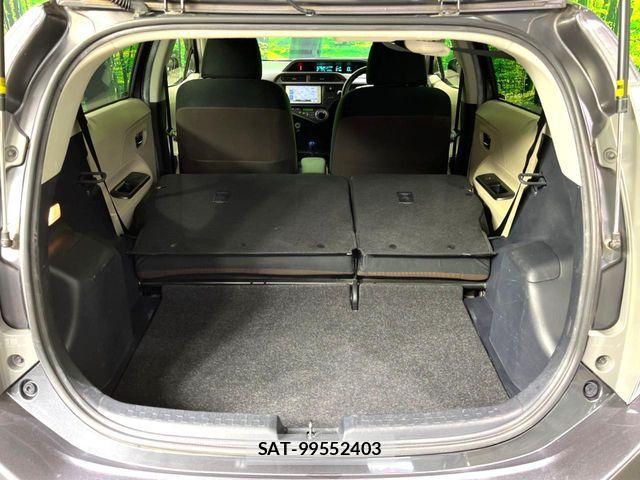 Toyota AQUA 2013-06 6813694-9