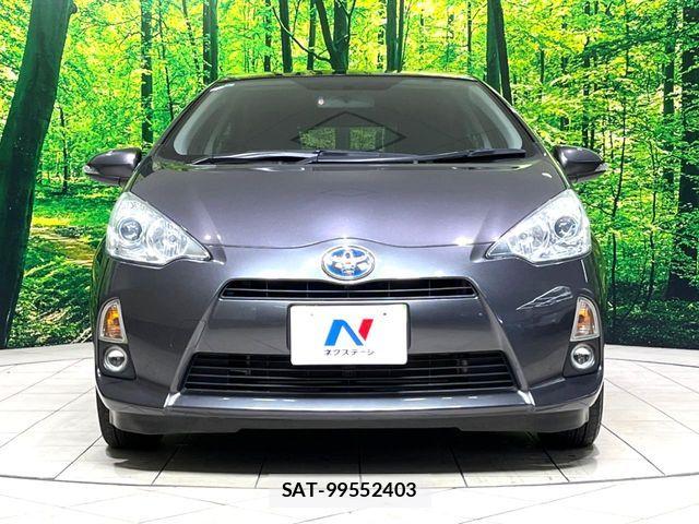 Toyota AQUA 2013-06 6813694-13