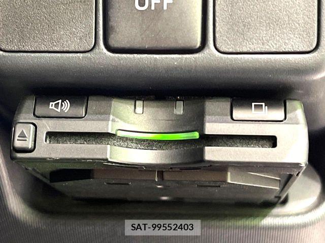 Toyota AQUA 2013-06 6813694-4