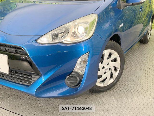 Toyota AQUA 2015-04 6813679-11