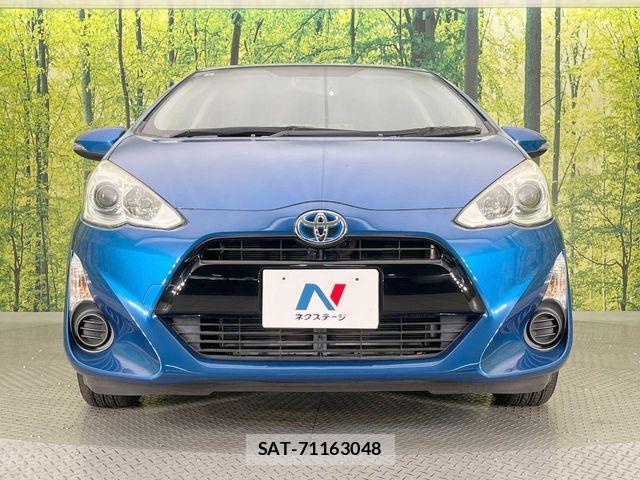 Toyota AQUA 2015-04 6813679-13