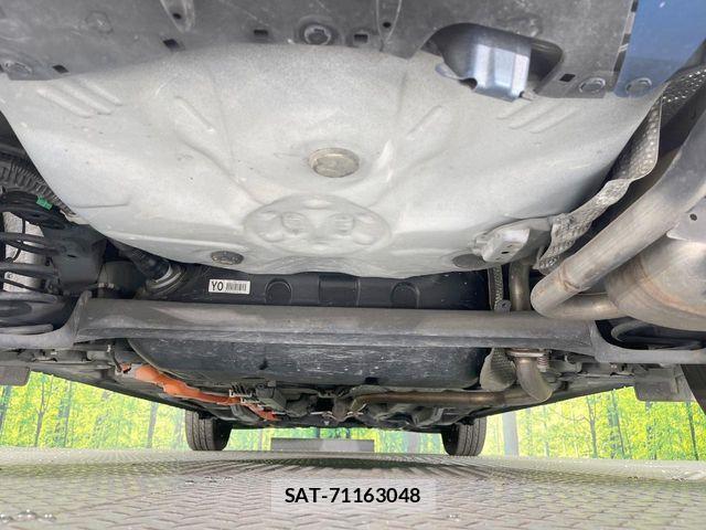 Toyota AQUA 2015-04 6813679-18
