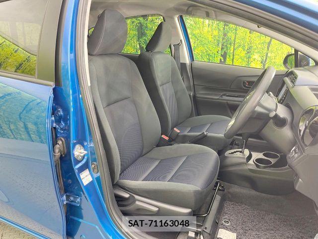 Toyota AQUA 2015-04 6813679-7