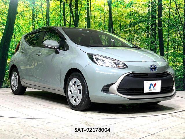 Toyota AQUA 2023-02 6813646-15