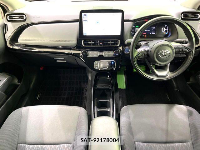 Toyota AQUA 2023-02 6813646-1