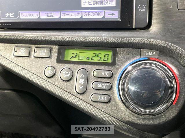 Toyota AQUA 2012-07 6813707-7