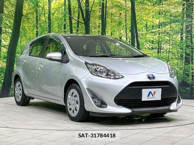 Toyota AQUA 2017-10 6813677-15